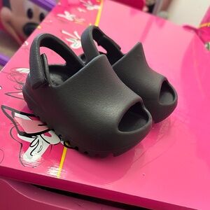 Authentic Yeezy Slides